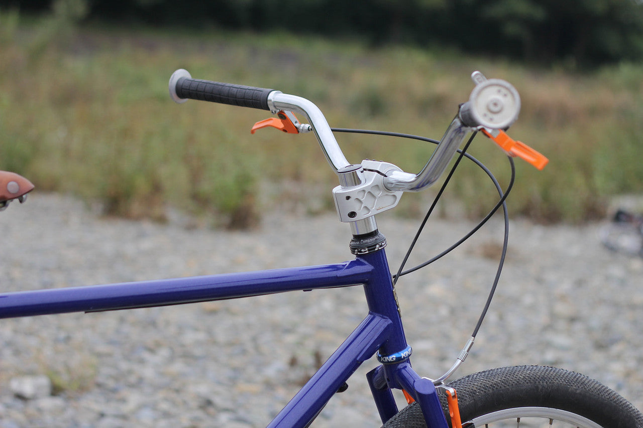 Magic Components Worm Bar