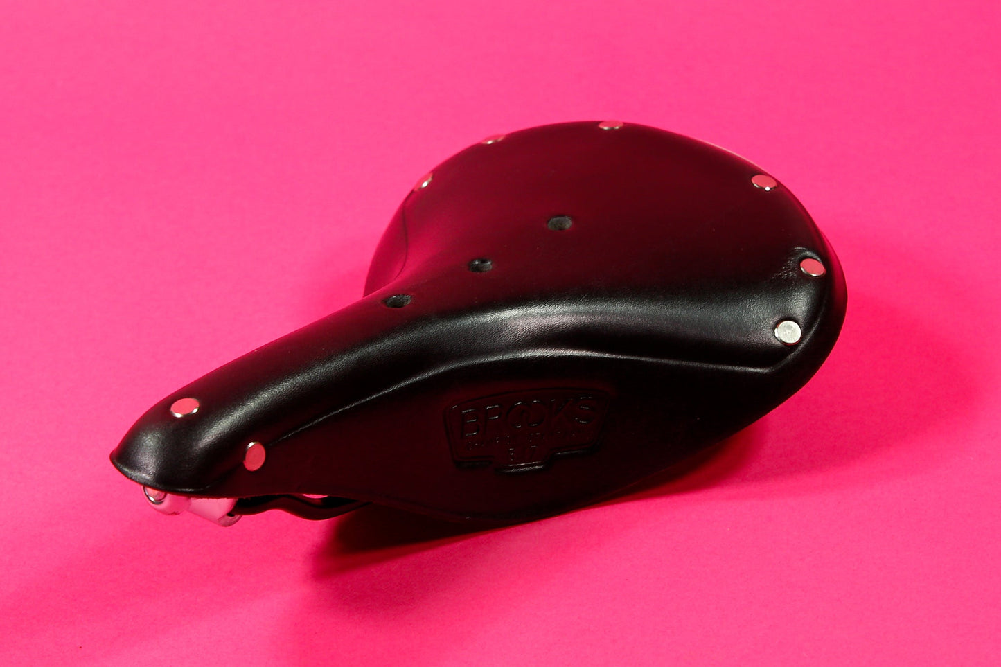 Brooks B17