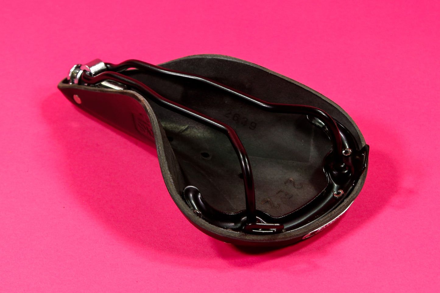 Brooks B17