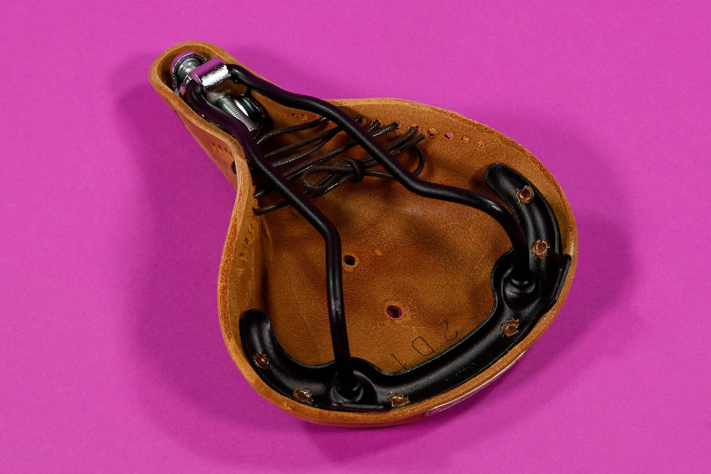 Brooks B17 Short