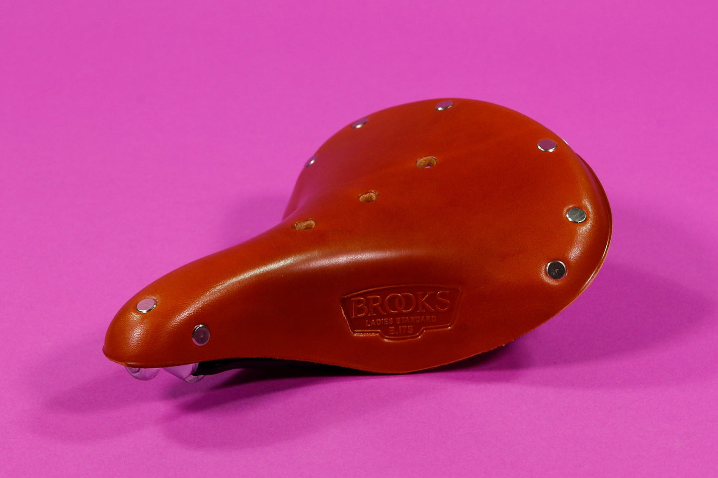 Brooks B17 Short