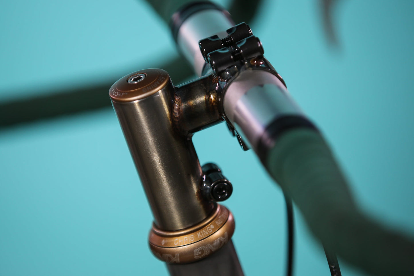 Crust Face-Off Stem