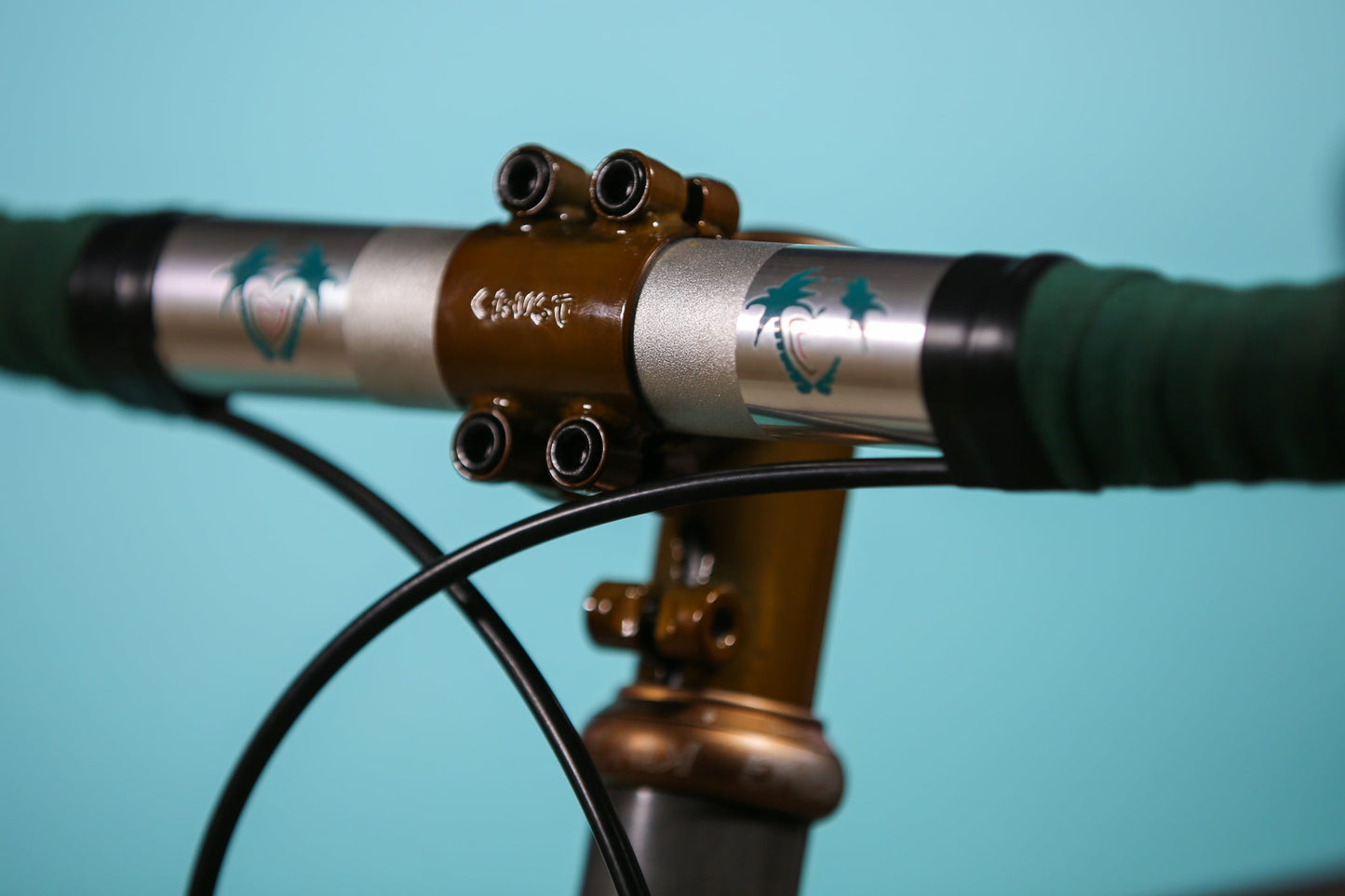 Crust Face-Off Stem