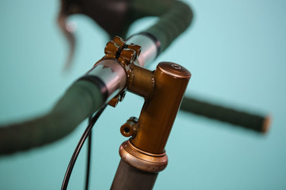 Crust Face-Off Stem
